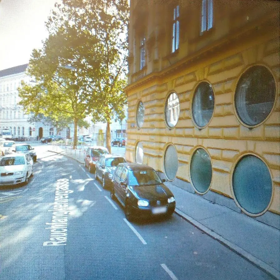 Central Garden Apartments Vienna