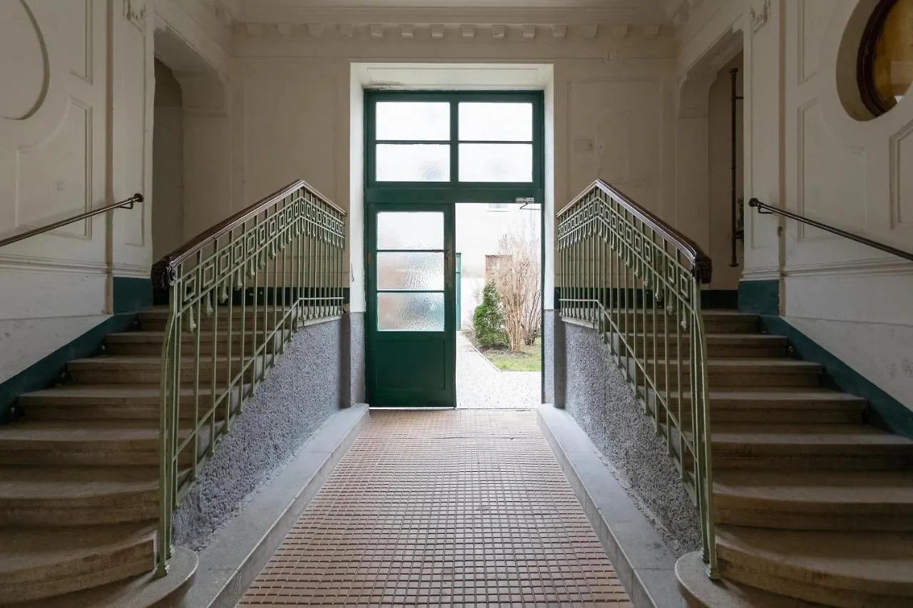 Central Garden Apartments Vienna