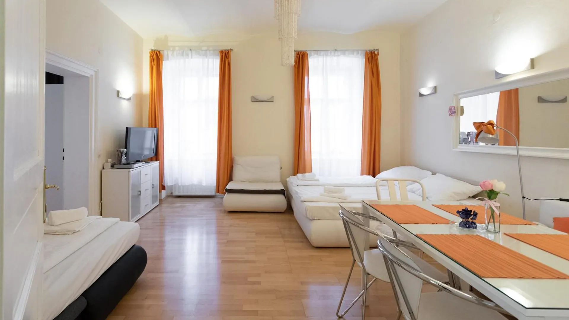 Central Garden Apartments Vienna