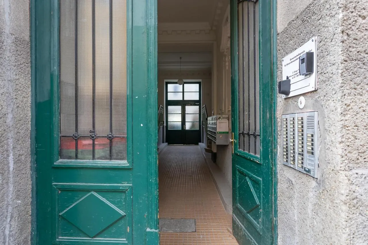 Central Garden Apartments Viena